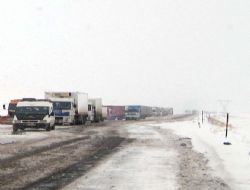 Karayazı'da eğitime kar engeli